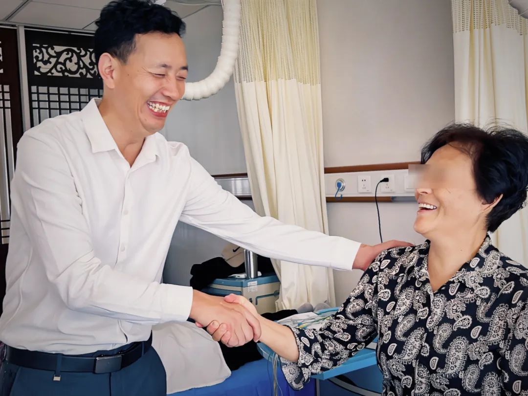 【保山安利醫(yī)院】提質(zhì)量、促發(fā)展——貴港東暉醫(yī)院張新斐院長蒞臨我院指導