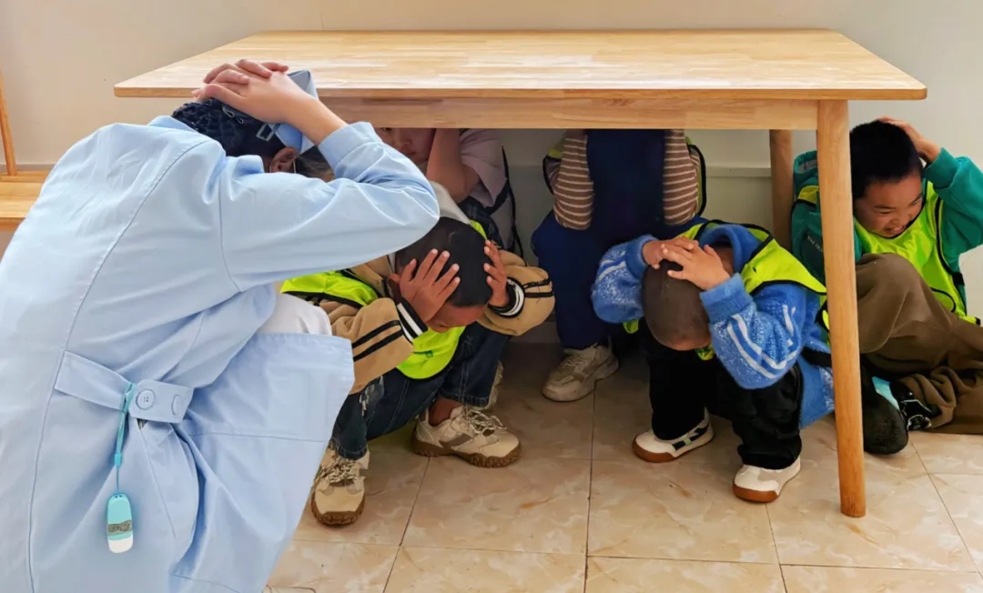 以練筑防，臨